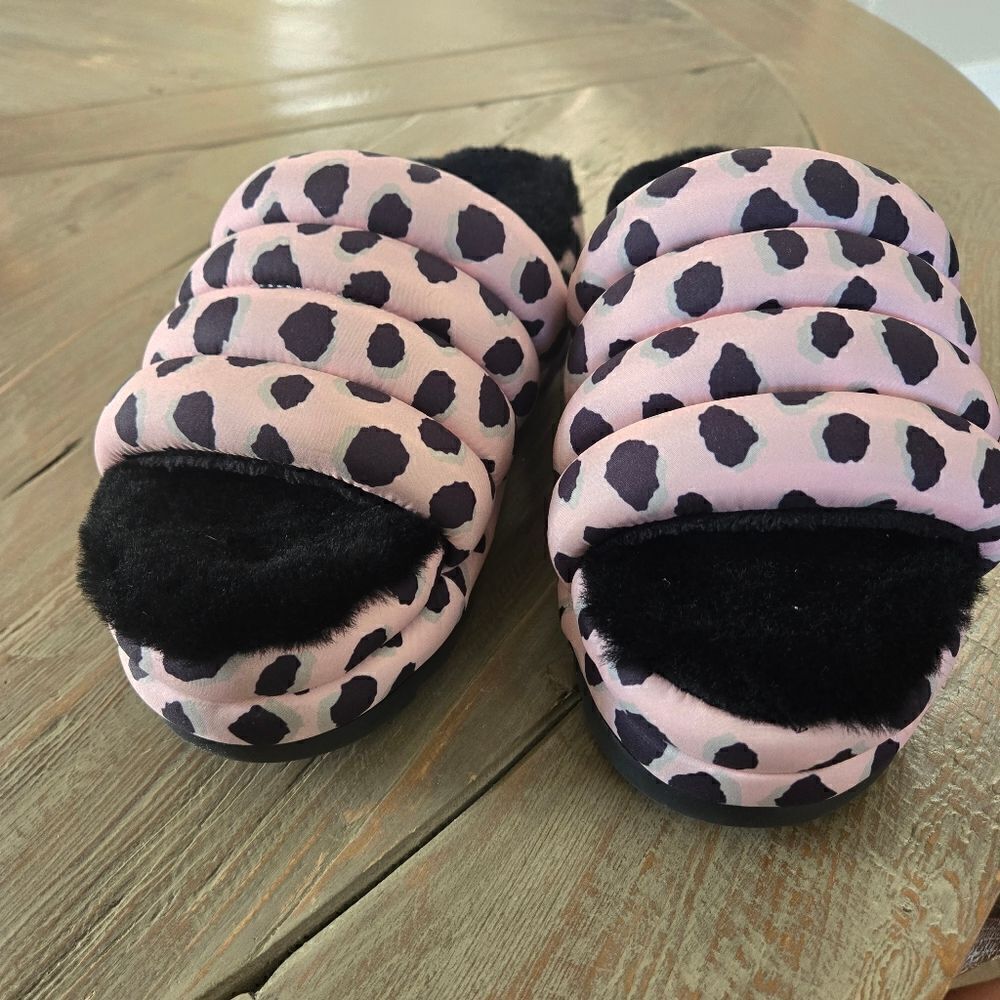 UGG Size 9 Maxi Slide Slip On Sandals shoes New - Picture 9 of 10